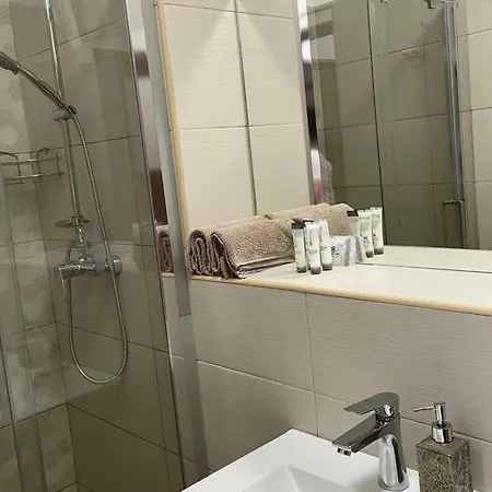 Easy Living Apartments - Old Town Apartment Brasov