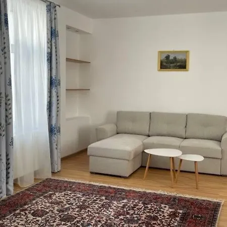 Easy Living Apartments - Old Town Brasov